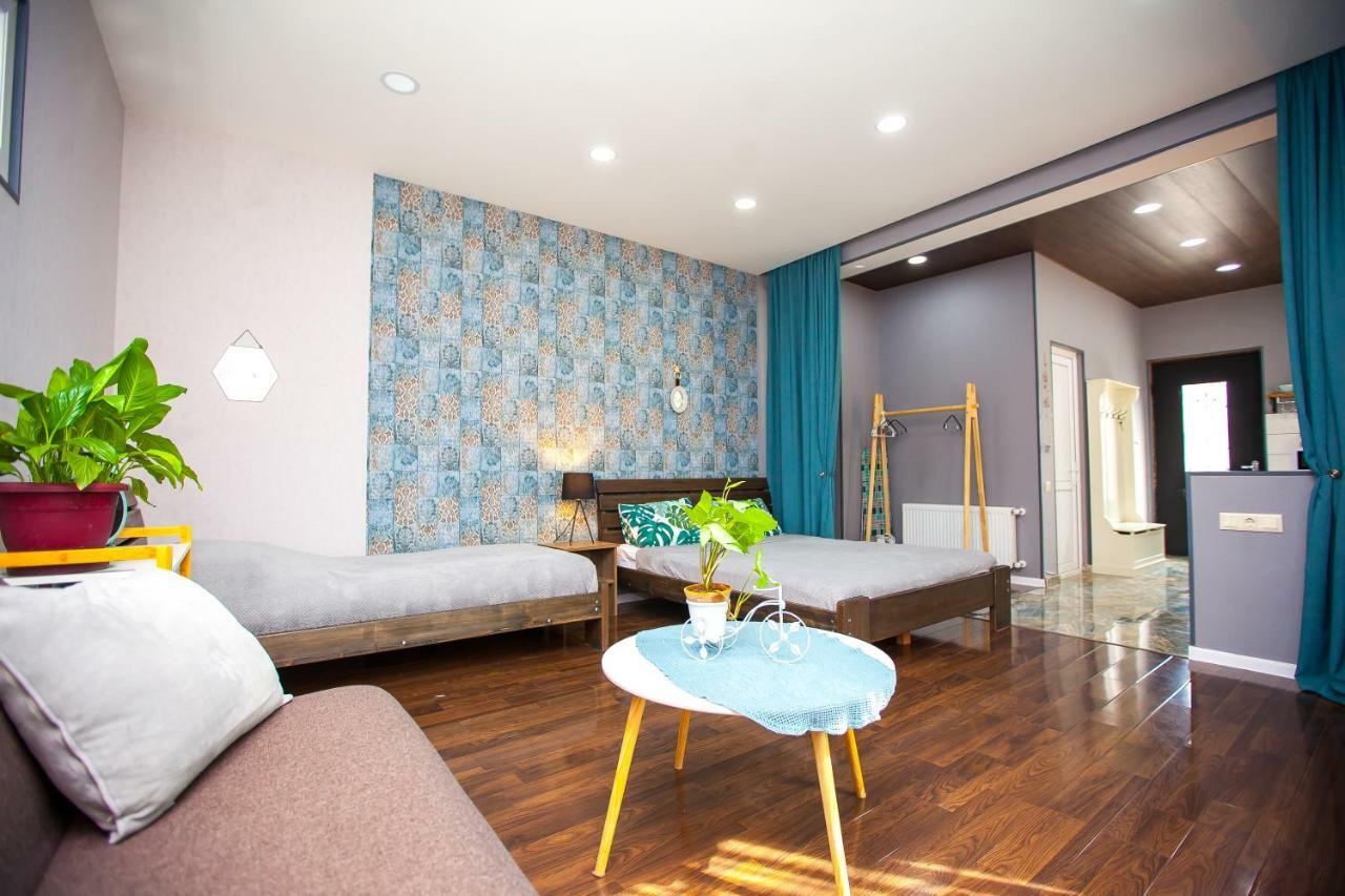 Firuzi Apartment Tbs Tbilisi Buitenkant foto